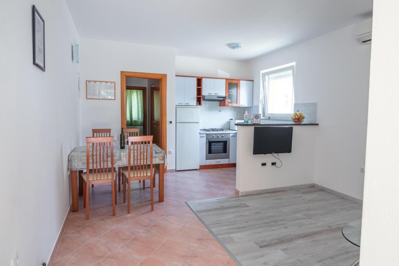 Apartments Gracia Baška Eksteriør bilde